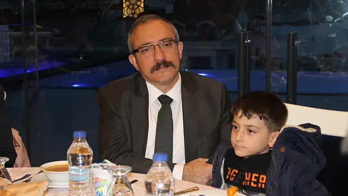 Karaman, 'Beraberliğimiz daim olduğu sürece, bu zor günleri aşacağız'