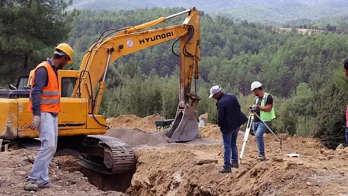 Kavaklıdere'de 4 Bin 500 Metre Hat Döşendi