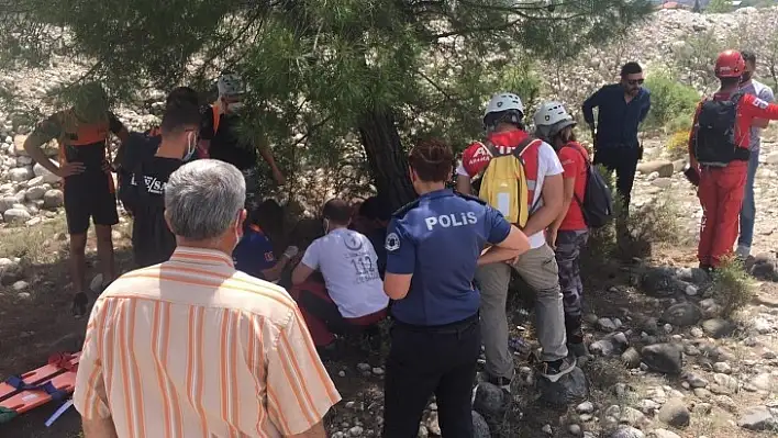 Kaybolan şahsı AKUT Fethiye Ekibi kurtardı 