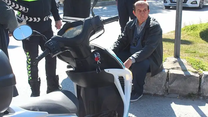 Kiralık Araçla Motosiklete Çarpıp Kaçtı