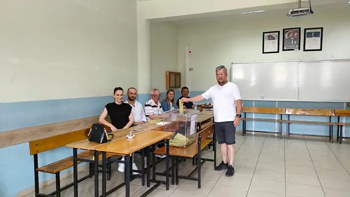 Köktener Oyunu Kullandı