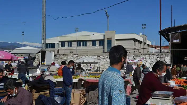 'Kolay yetişiyor diye muz ekiyoruz'