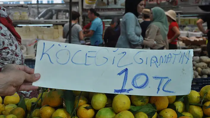 Mandalina 10 liradan tezgâhta