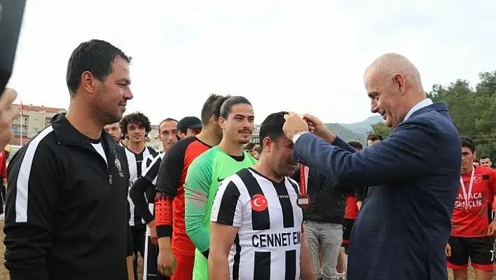 Marmaris Kaymakamlığı Muhtarlık Turnuvasında Kupalar Sahiplerini Buldu
