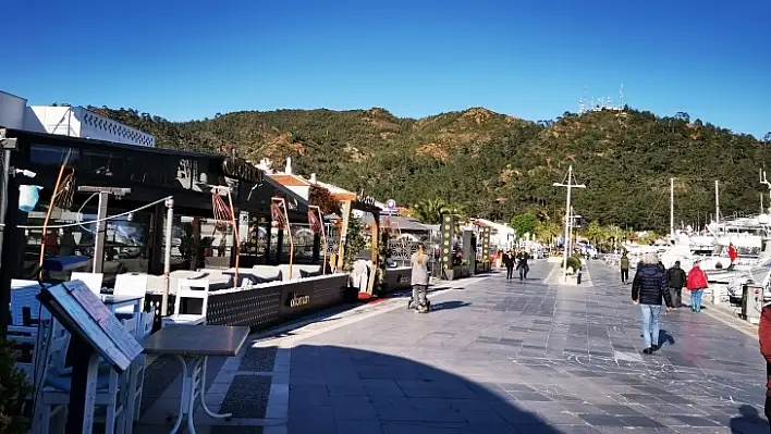 Marmaris'te Lokal, Kafe, Restoran ve Kıraathanelerdeki Kısıtlamalar Kaldırıldı