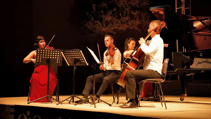 Metropolis Piano Quartet Festival Sahnesindeydi