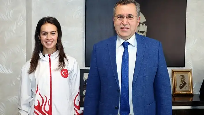 Milli Atlet Elif Dağdelen'den Başkan Çıralı'ya Ziyaret