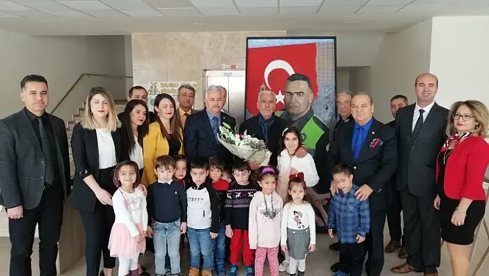 Miniklerden Şehit Fethi Sekin Anısına Sergi