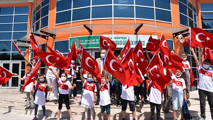 Muğla'da yangından etkilenen çocuklar için moral ve motivasyon etkinliği düzenlendi