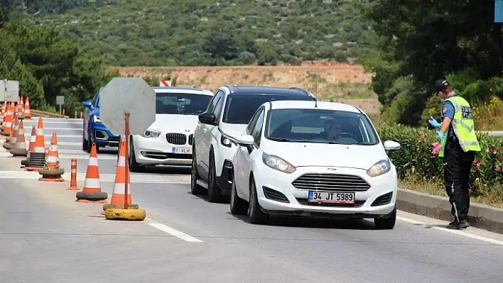 O Araçlardan Biride Belçika Plakalı !