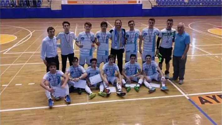 Okullar arası genç erkek Futsal karşılaşmaları başladı