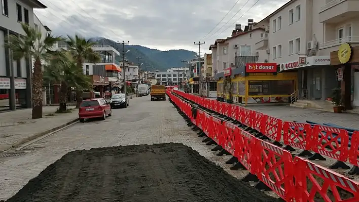 Ölüdeniz Caddesi'nde altyapı çalışmaları başladı