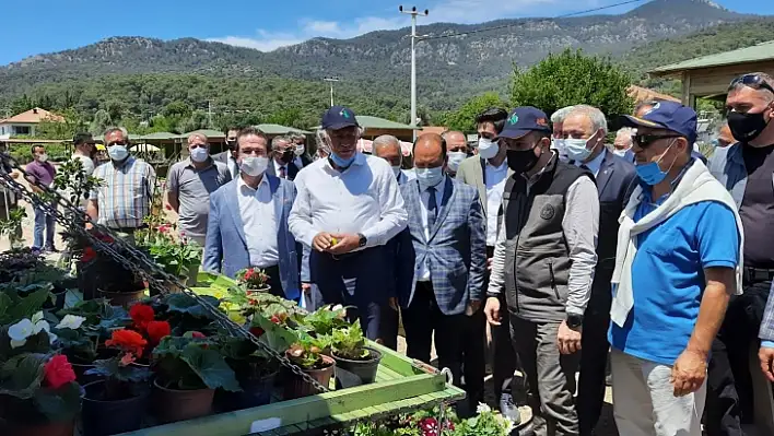 Orman Bakanı Bekir Pakdemirli Ekolojik Köy Projesine Katıldı