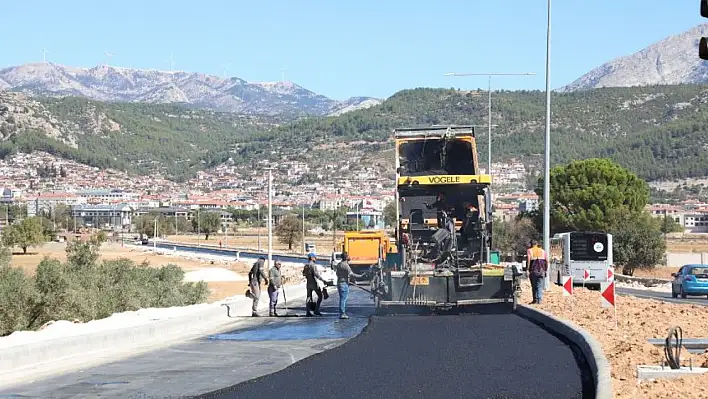 Otogar Yolunda 3. Kat Sıcak Asfalt Çalışması Başladı