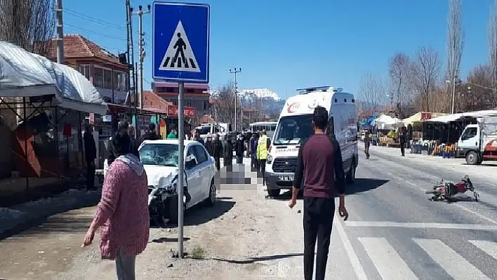 Otomobille çarpışan motosiklet sürücüsü yaşamını yitirdi