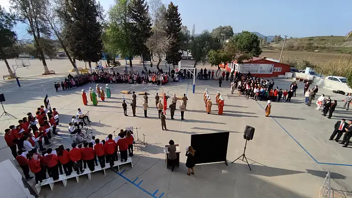 ÖZEL FETHİYE'DE ÇANAKKALE ZAFERİNİN 107. YILI COŞKUSU