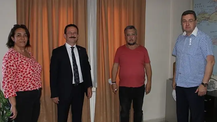 Öztürk'ten, Gazete Zeybek'e Ziyaret