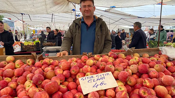 Pazarcı Akan, 'Pazarda Yeterli Kalabalık Yok'