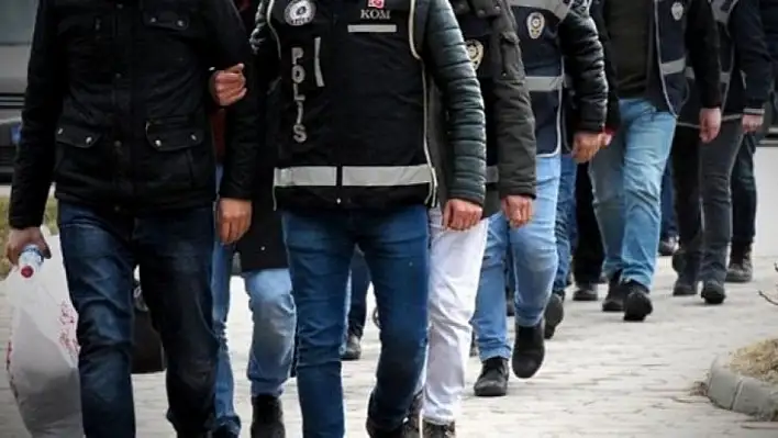Polisten 'Sahte Vali' Operasyonu