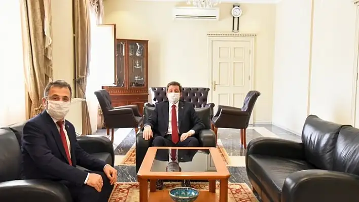 Rektör Çiçek'ten, Vali Tavlı'ya Hayırlı Olsun Ziyareti