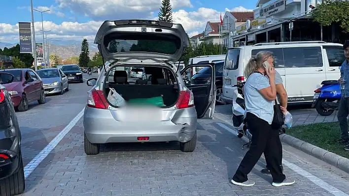 Sahil Bandı'nda maddi hasarlı kaza