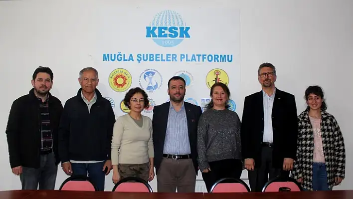 Savran: 'Virüs Tanısı Konulmuş Öğretmen ve Öğrenci Sayısı Kaçtır'
