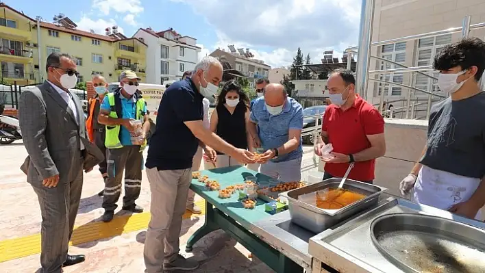 Seydikemer Belediyesi'nden vefat eden personeller için lokma hayrı