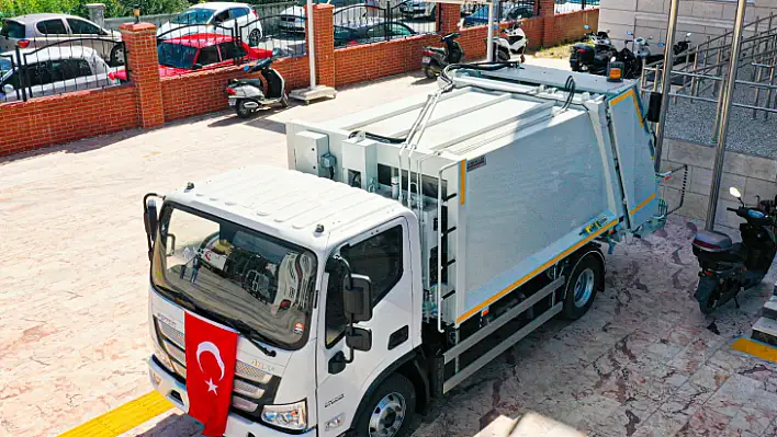 SEYDİKEMER BELEDİYESİNE ÇÖP TOPLAMA  ARACI KAZANDIRILDI