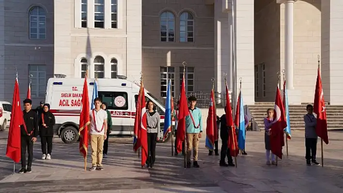 SEYDİKEMER'DE ATATÜRK SAYGI VE ÖZLEMLE ANILDI