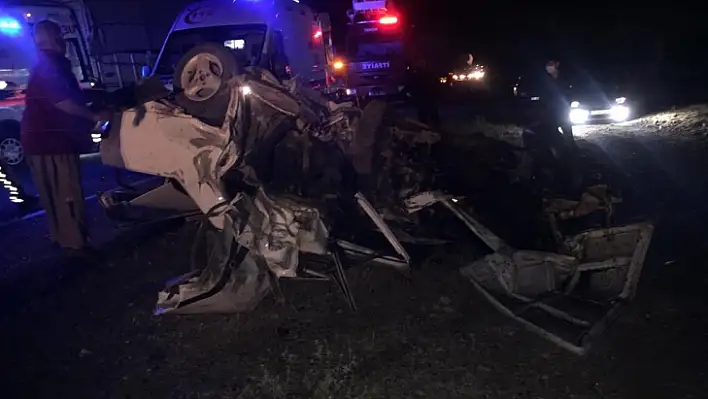 Seydikemer'de feci kaza 1 ölü, 4 yaralı