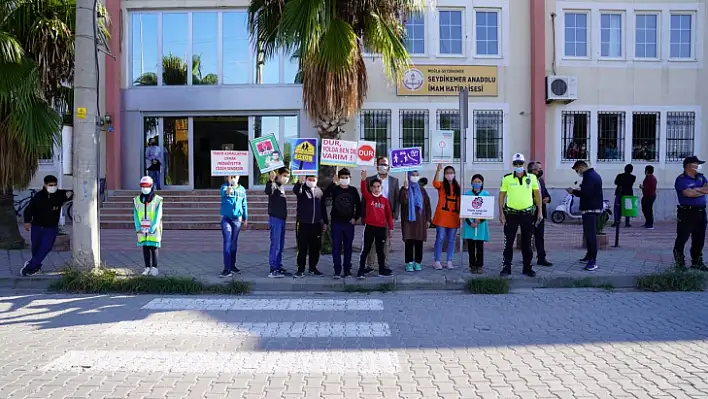 Seydikemer'de 'Yaya Önceliğine' Dikkat Çektiler