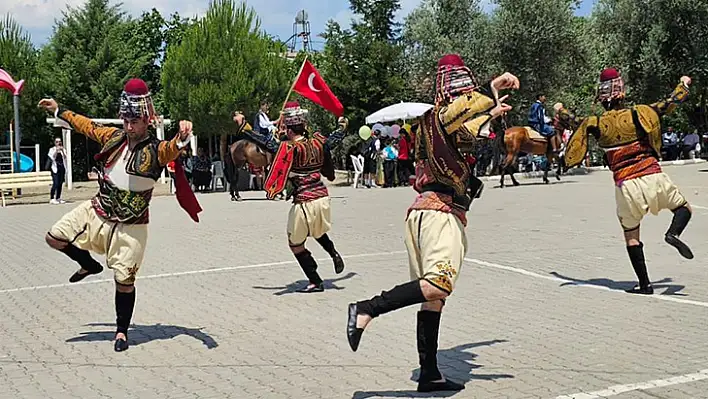 Seydikemer'de Yörük Şenliği Gerçekleşti