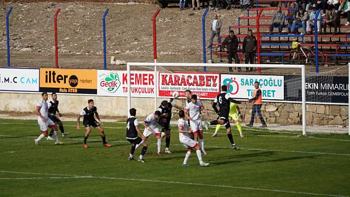 Seydikemerspor Marmaris Belediyespor'u 2-1 mağlup etti