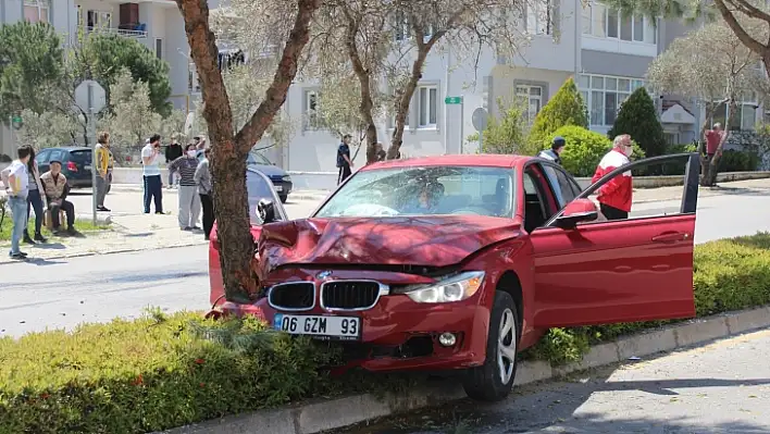 Sokağa Çıkma Yasağı Bulunan Vatandaş Trafik Kazası Yaptı