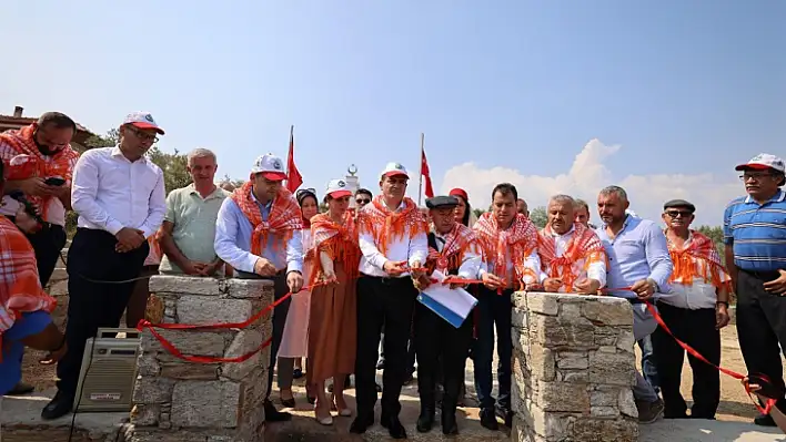 Vali Akbıyık, Şehit Anıtı'nın açılışını yaptı