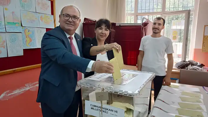 Vekil adayı Demir oyunu kullandı