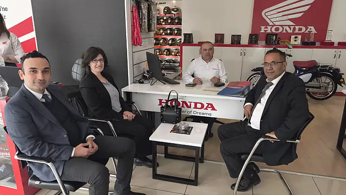 Vergi Haftası'nda Fethiye Vergi Dairesi, Honda Kıvrak motoru ziyaret etti