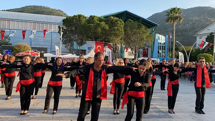 YÖRESEL DANS FESTİVALİ DEVAM EDİYOR