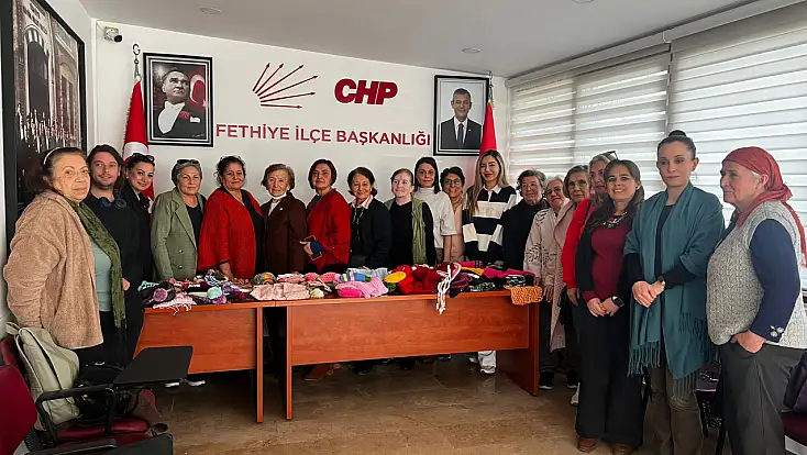 Fethiye CHP Kadın Kolları’ndan depremzede çocuklara 'Sıcacık Umut'
