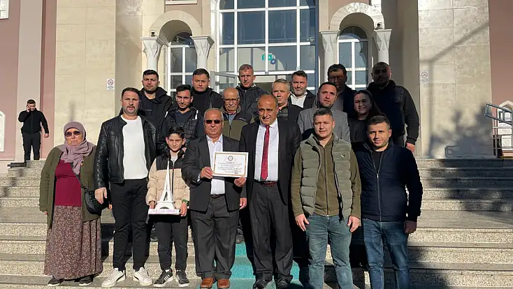 Fethiye Pazarcılar Odası'nda yeni dönem: Başkan Halil Ayat mazbatasını aldı