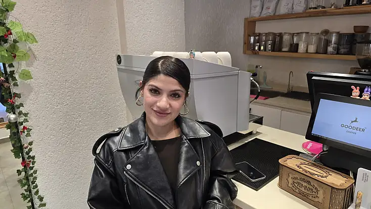 Soğuk havalarla birlikte Fethiye’de sıcak içeceklere ilgi arttı