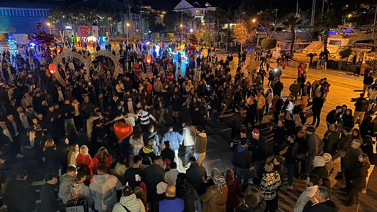 Yılbaşı Fethiye Beşkaza Meydanı’nda Coşkuyla Karşılandı