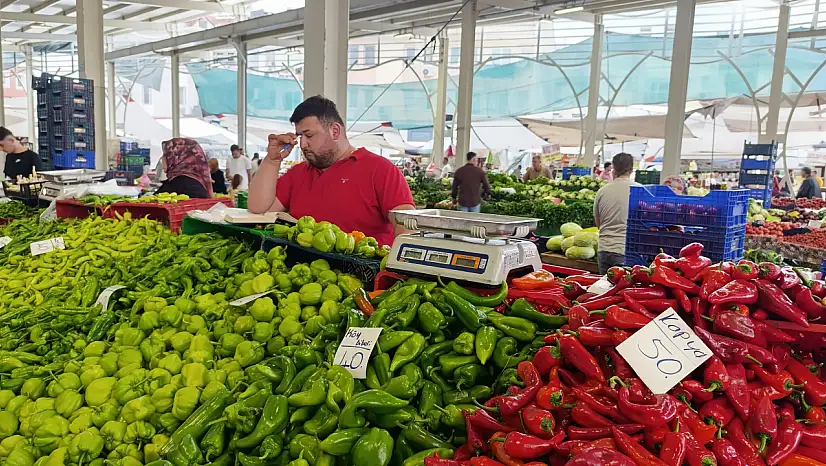 Fethiye Cumartesi Pazarı'nda fiyatlar normal