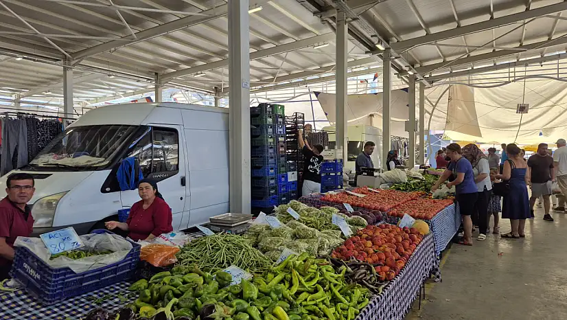 Fethiye Cumartesi Pazarı'nda Sıcak Hava Etkisi