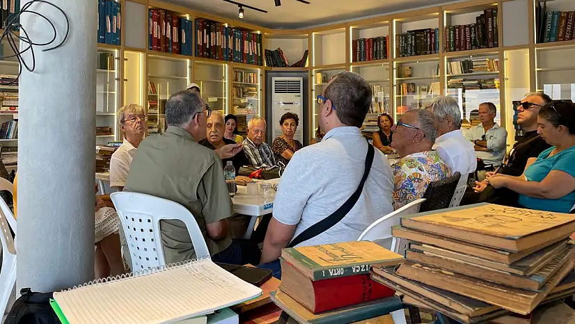 Kültür Evi'nde Edebiyat Bölümü İçin İstişare Toplantısı