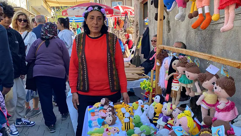 Yerel Esnaf Festivalde Ürünlerini Tanıttı