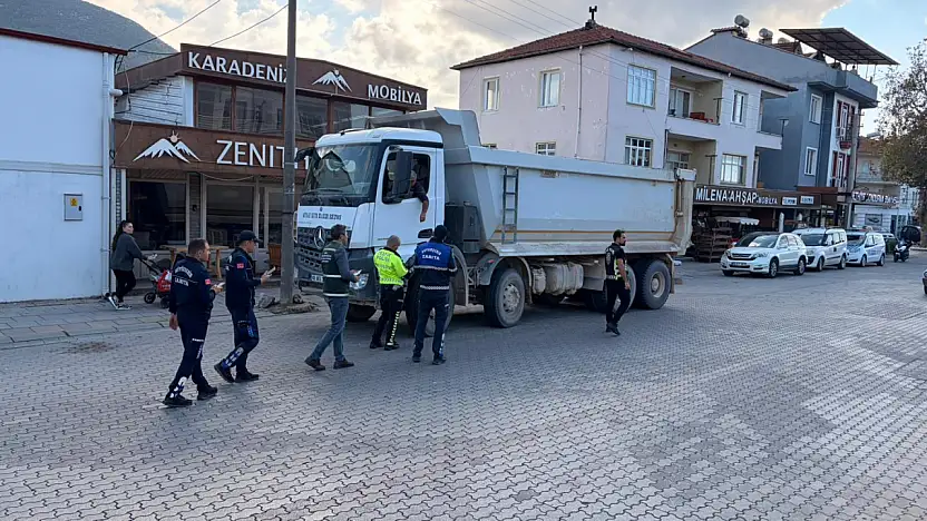 Fethiye'de hafriyat kamyonlarına sıkı denetim