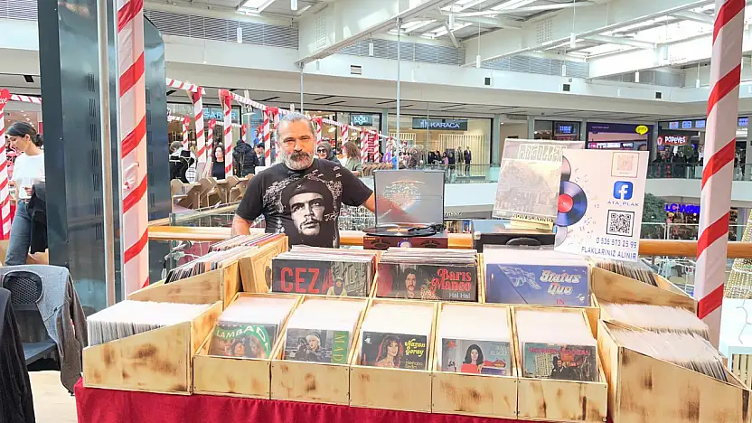 Fethiye'de plak tutkunlarına nostaljik buluşma