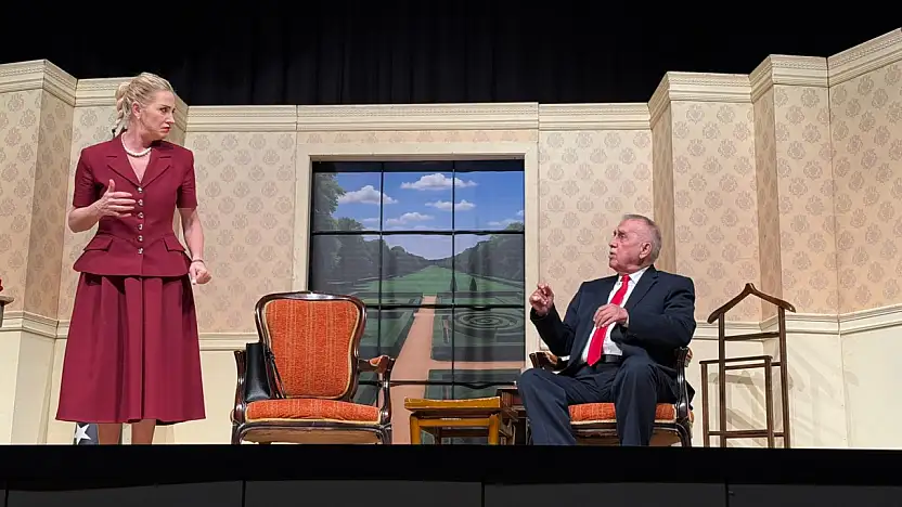 Usta Oyuncu Ferdi Akarnur'dan Fethiye'ye övgü: 'Keşke burada yaşayabilsek'