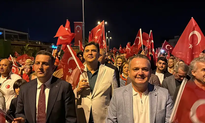 Fethiye'de Cumhuriyet Yürüyüşü Düzenlendi